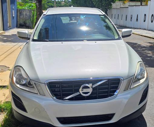 VOLVO XC60 2.0 T5 COMFORT FWD TURBO GASOLINA 4P AUTOMÁTICO